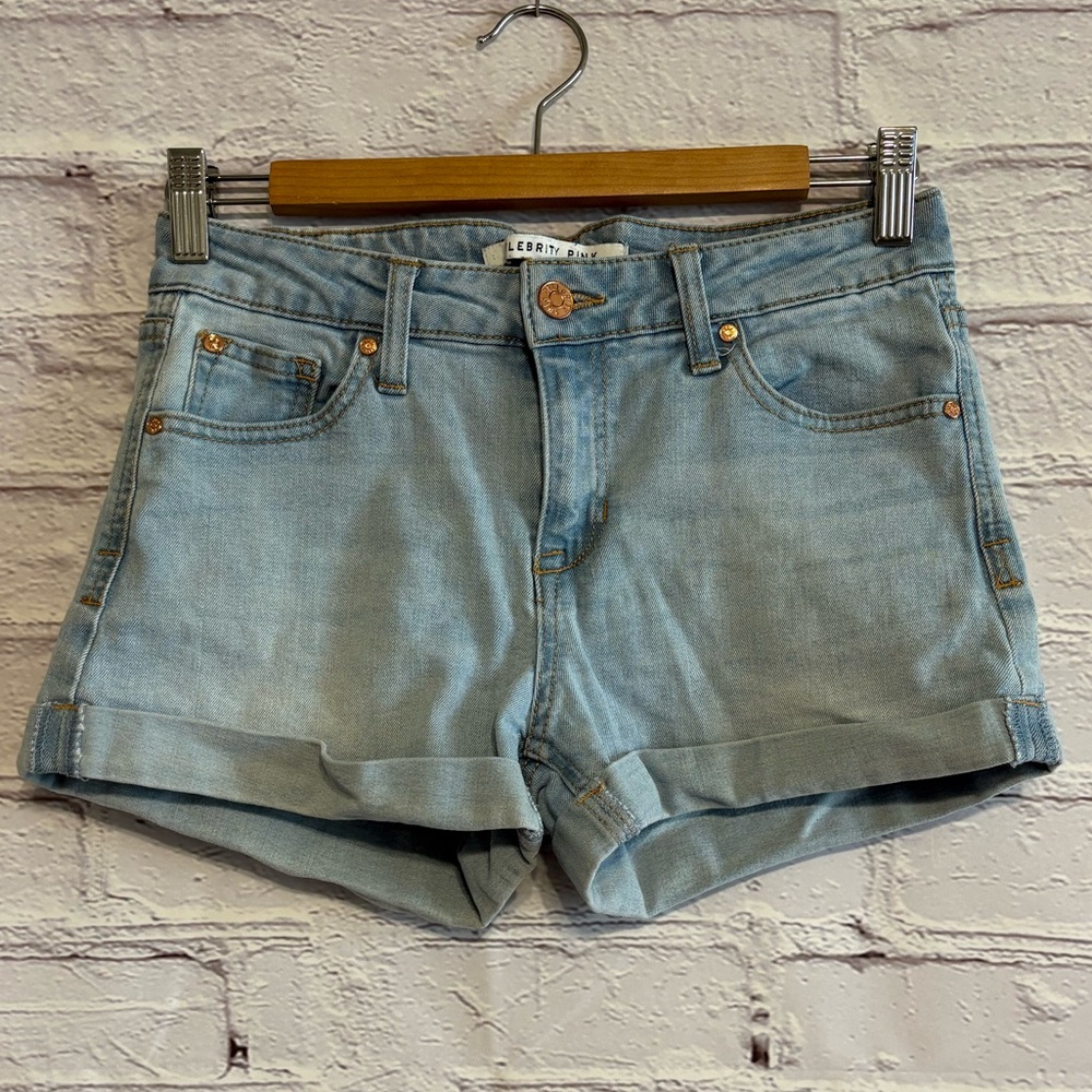 Celebrity Pink mid-rise Short